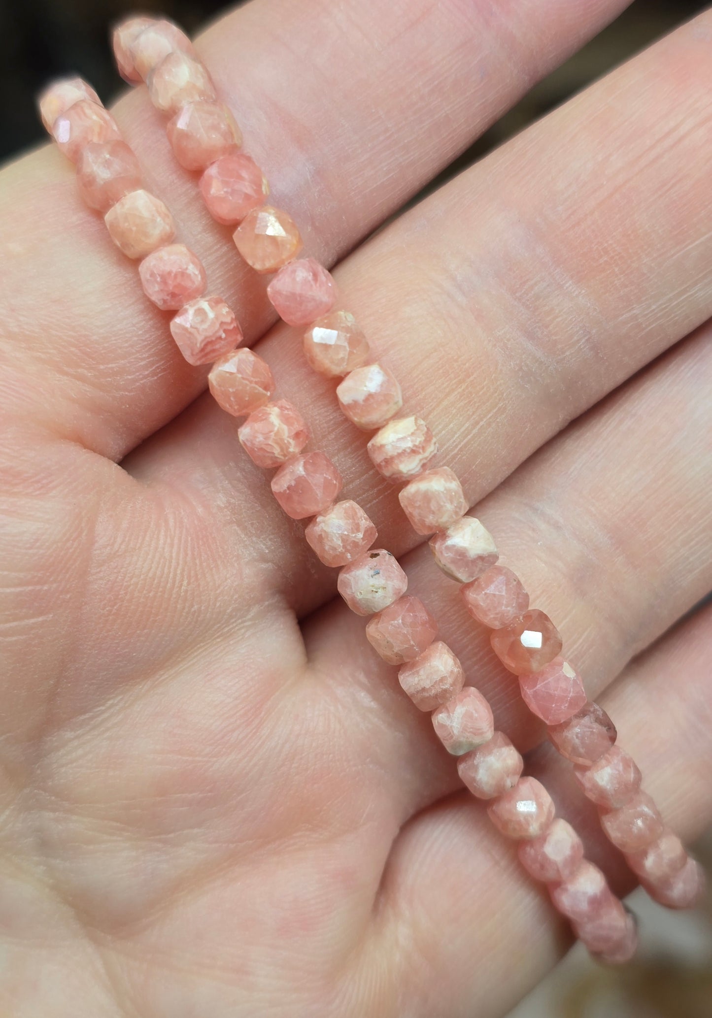 Bracelets - Faceted crystal cube 2-6mm