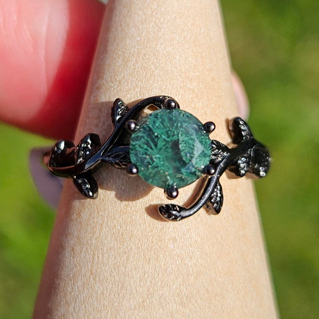 Black overlay leaf design s925 adjustable rings