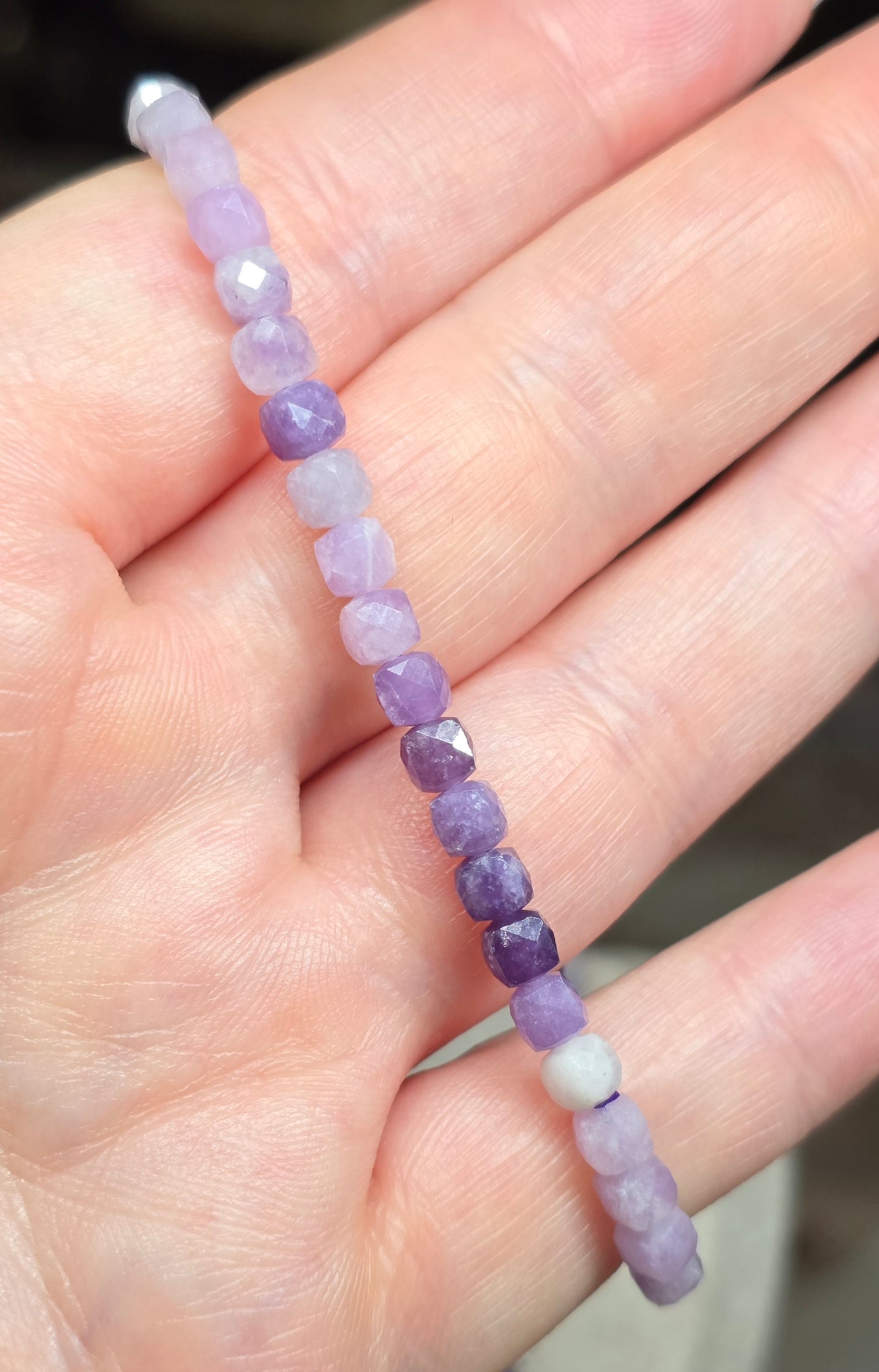 Chokers & bracelets - Faceted cubes 3-4mm bead S925
