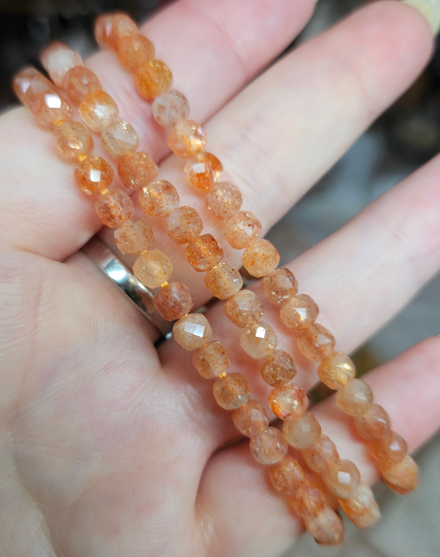 Bracelets - Faceted crystal cube 2-6mm