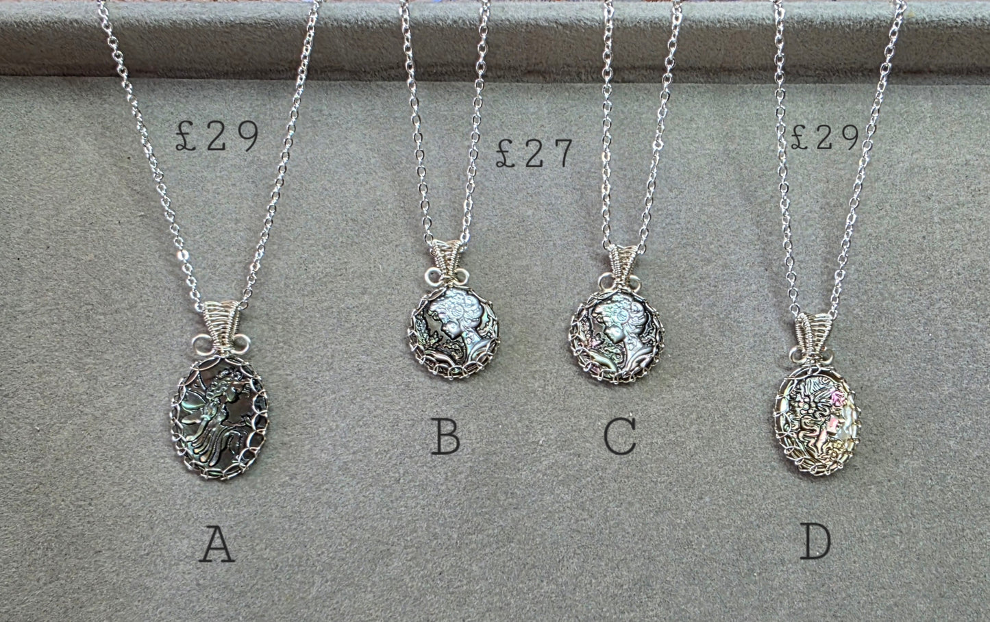 Delicate Wire wrap pendants & Stainless steel chains 45-50cm chain 💫