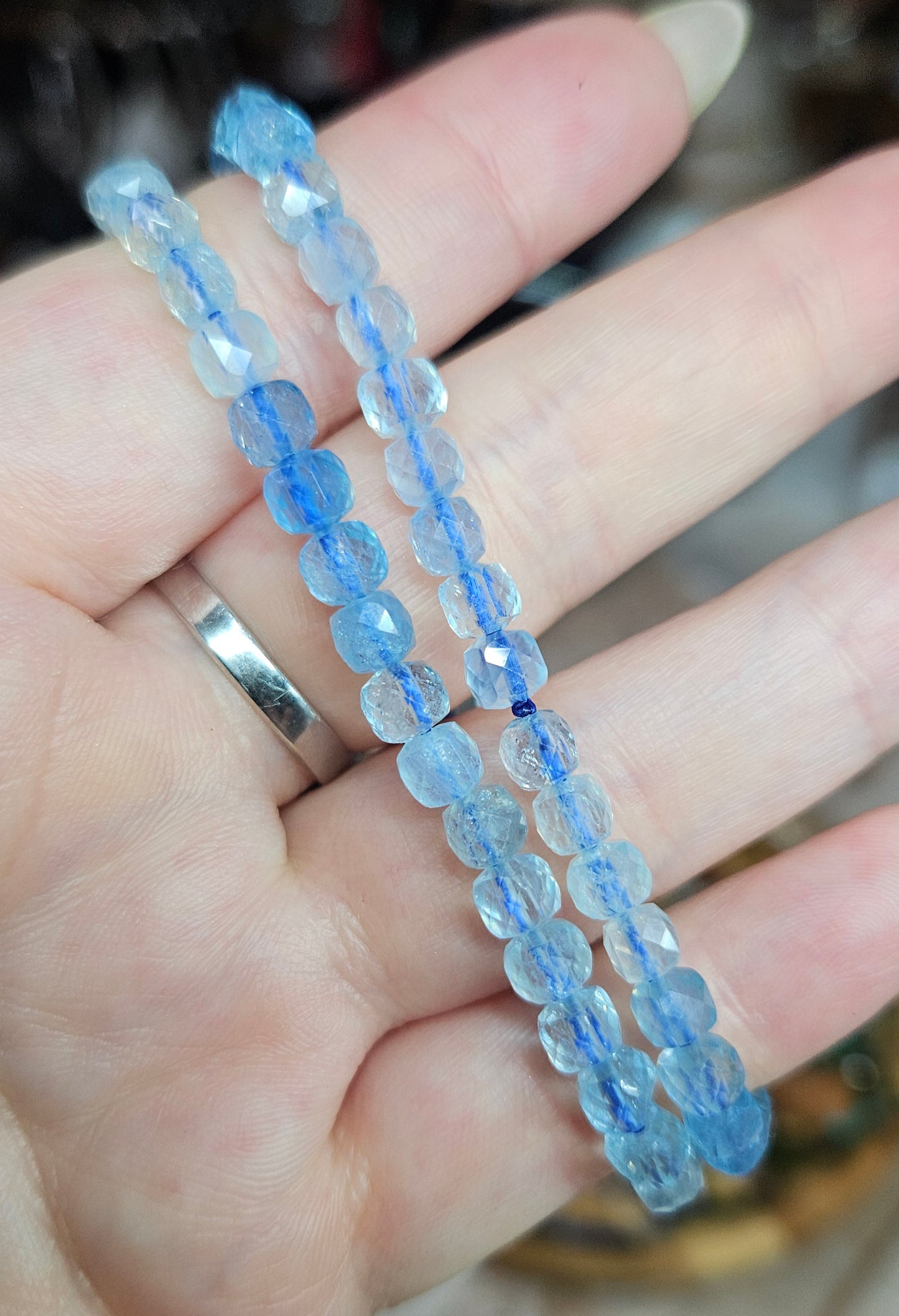 Bracelets - Faceted crystal cube 2-6mm