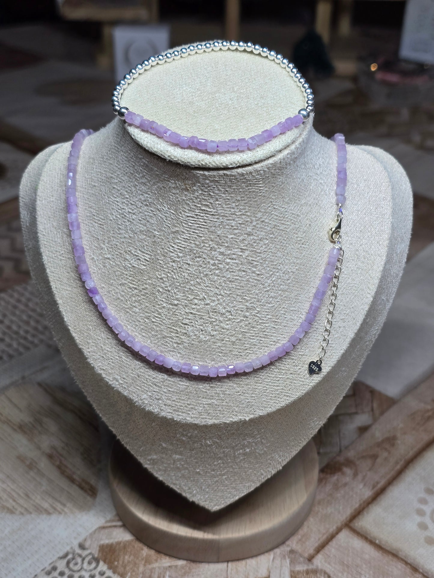 Chokers & bracelets - Faceted cubes 3-4mm bead S925