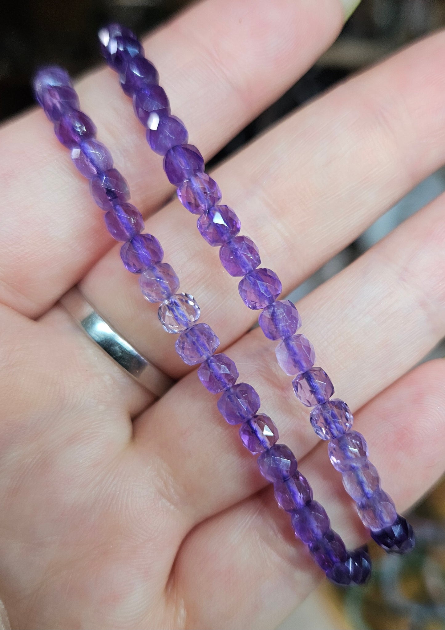 Bracelets - Faceted crystal cube 2-6mm