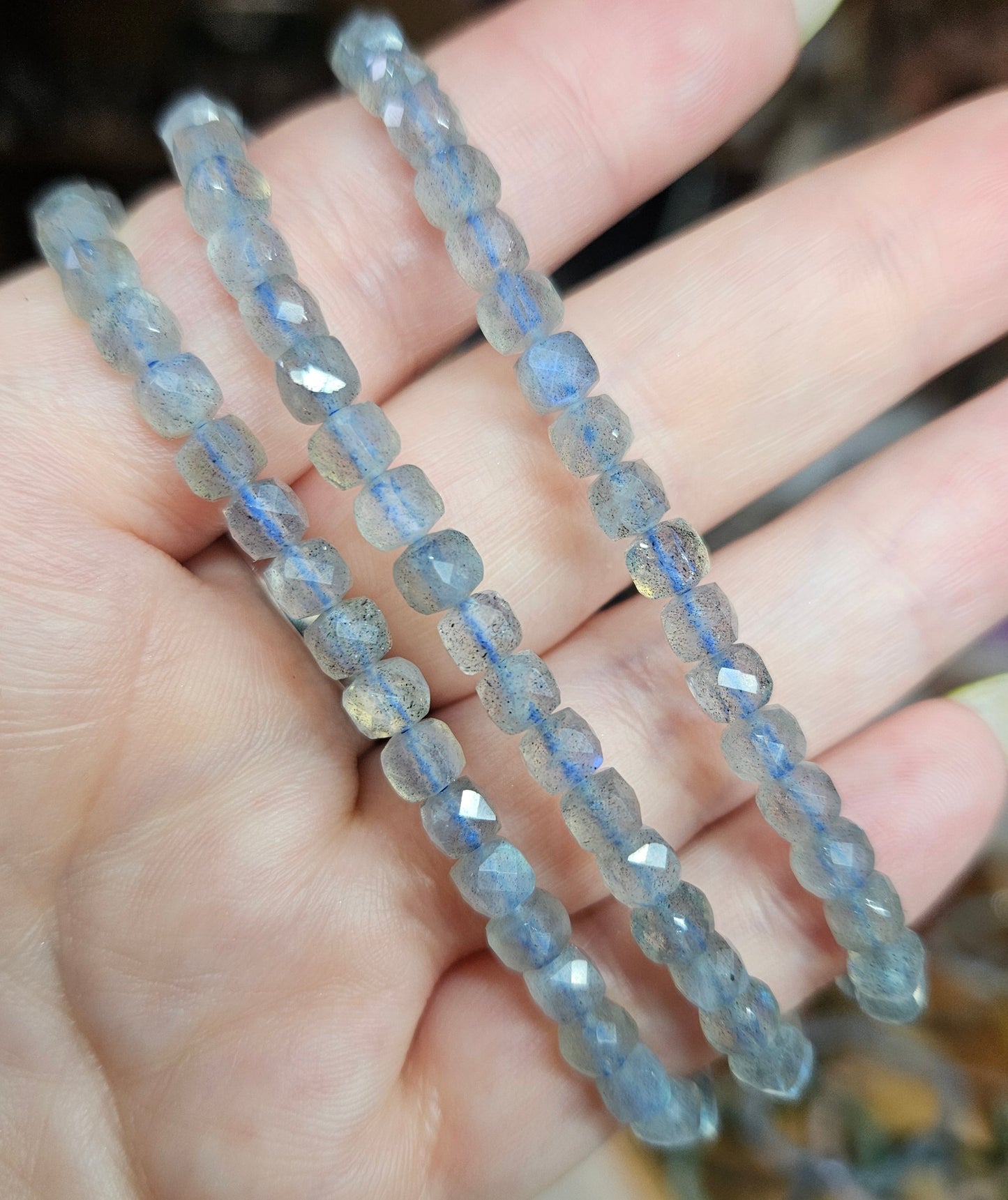 Bracelets - Faceted crystal cube 2-6mm