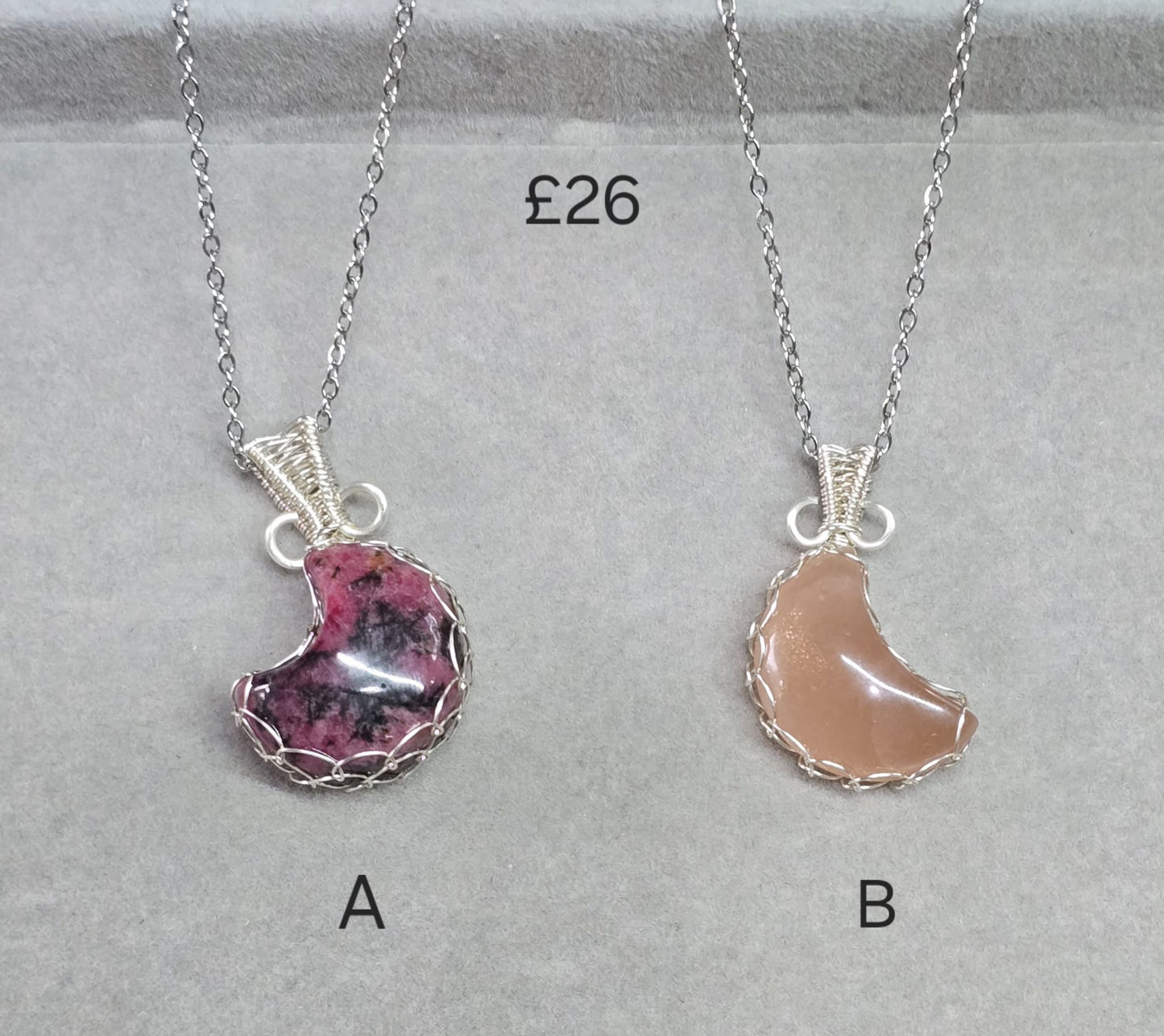 Delicate Wire wrap pendants & Stainless steel chains 45-50cm chain 💫